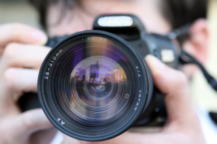 どんな写真が遺影に適切？遺影の適切な選び方を解説5